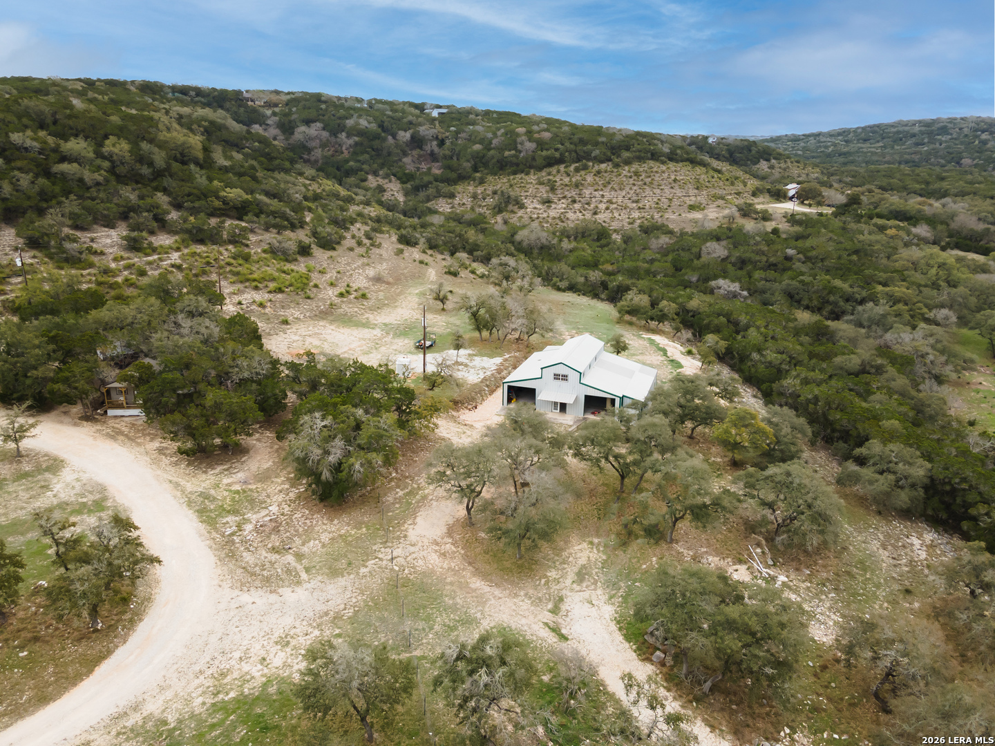 main property photo 30