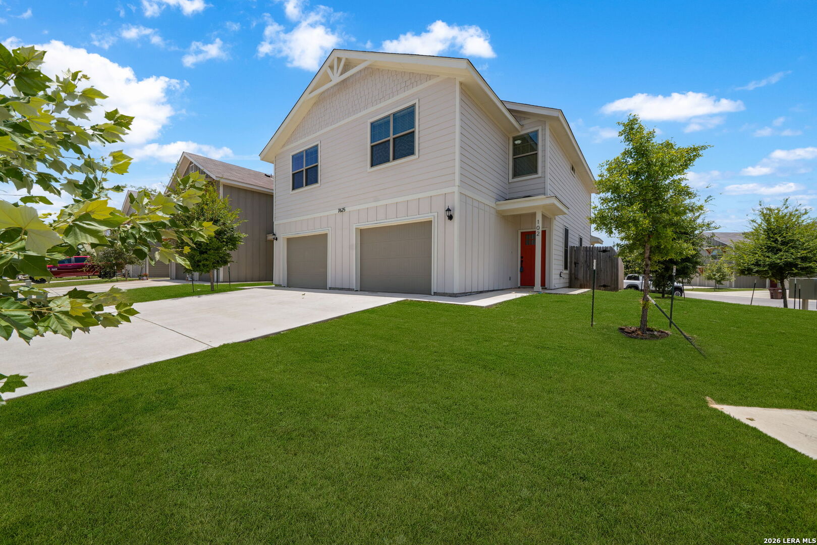 main property photo 2