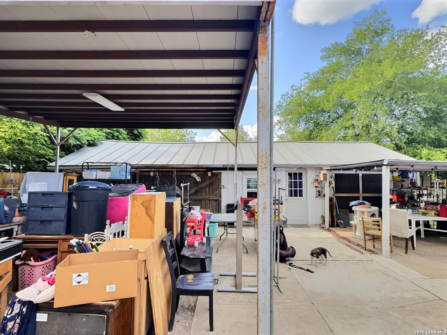 main property photo 10