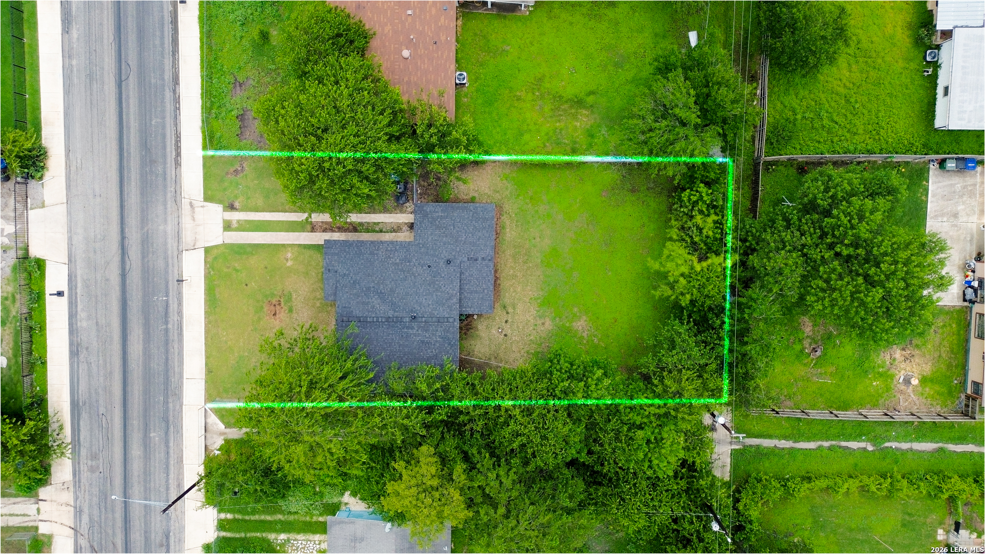 main property photo 19