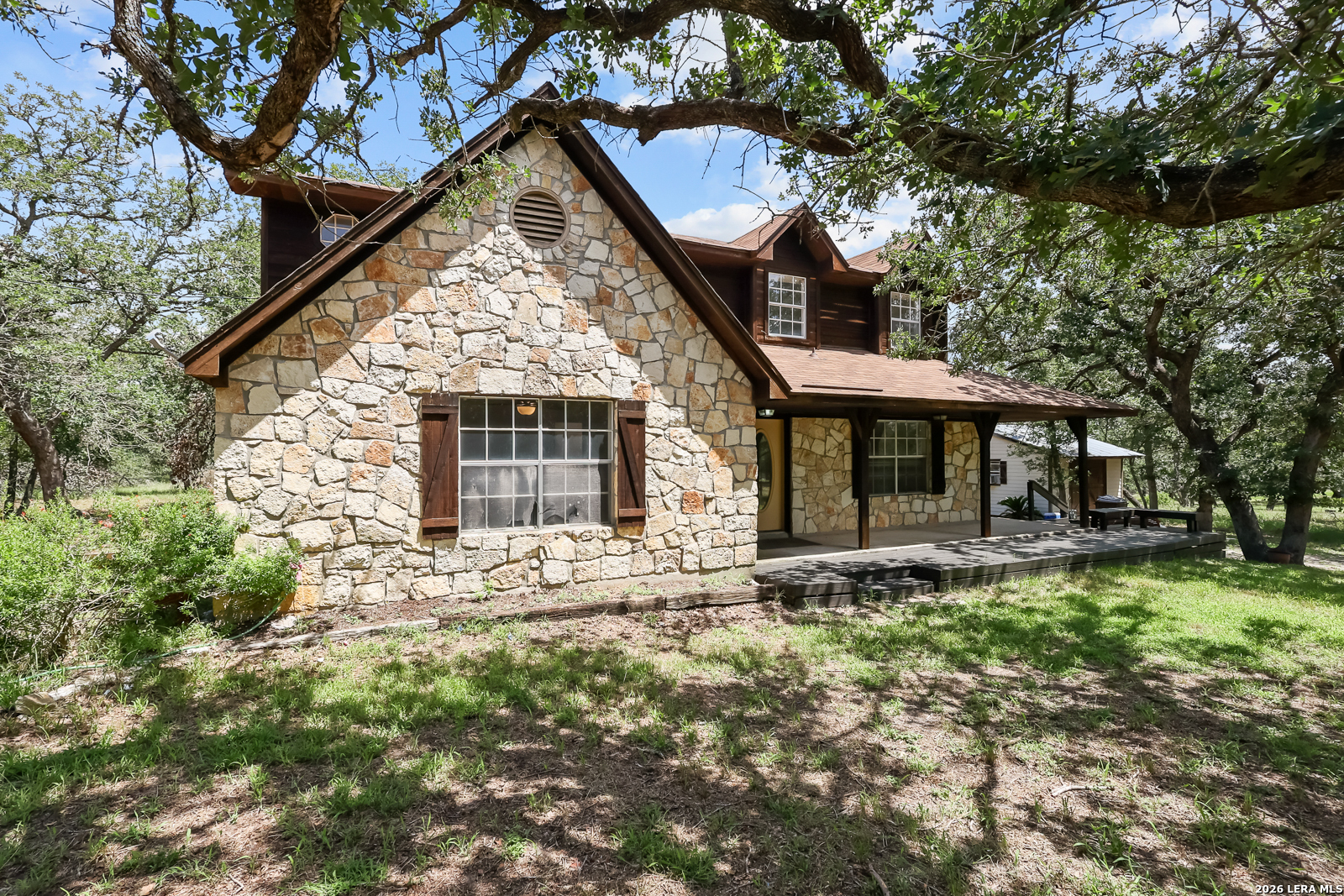 main property photo 4