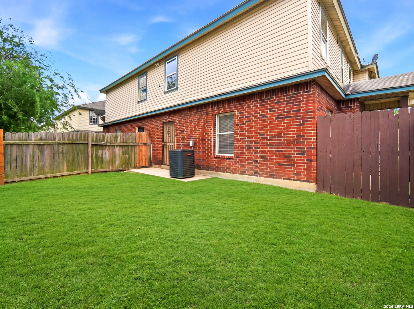 main property photo 27