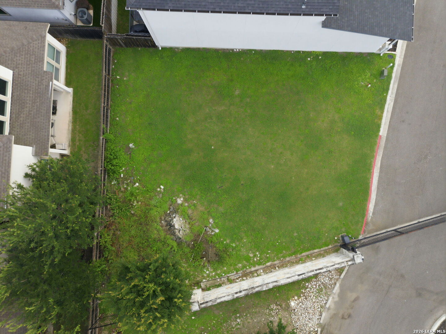 main property photo 7