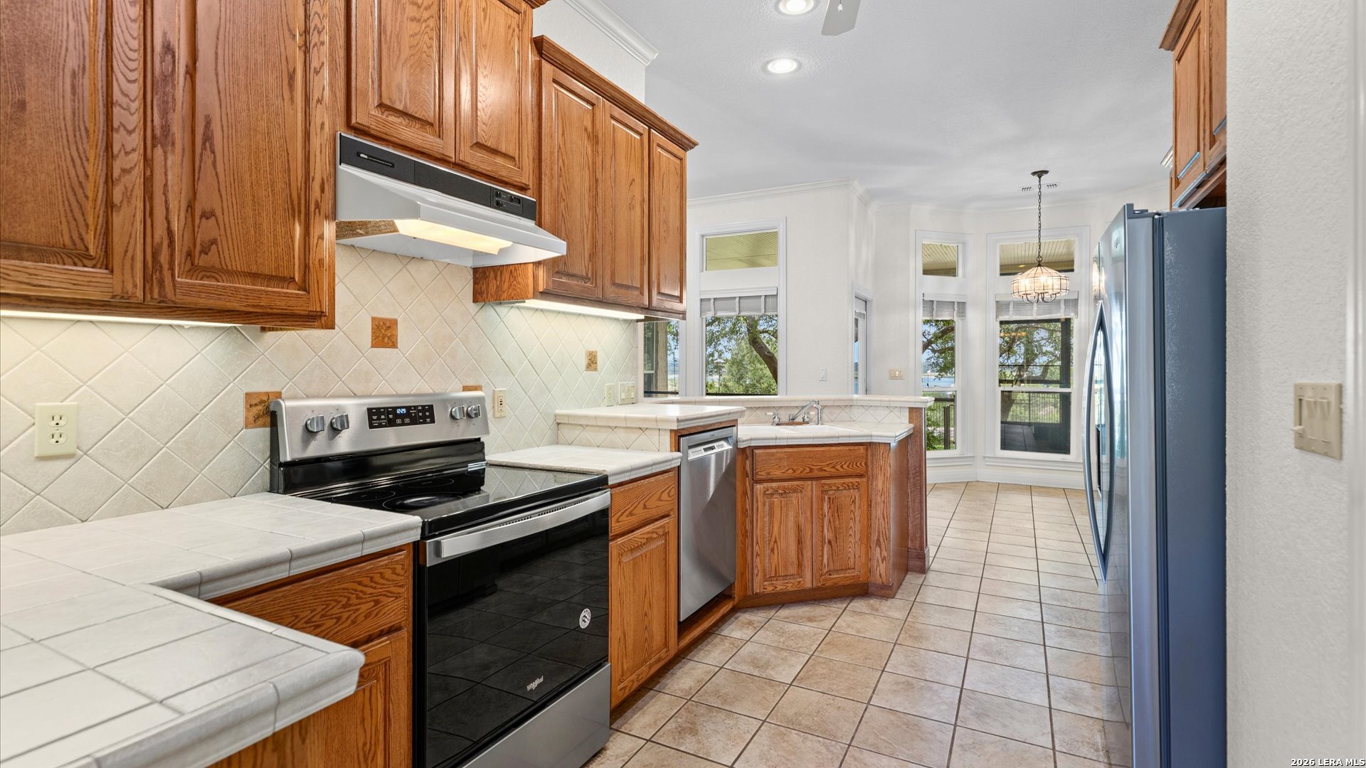 main property photo 17