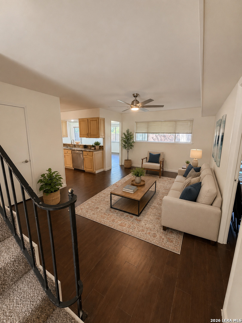 main property photo 6