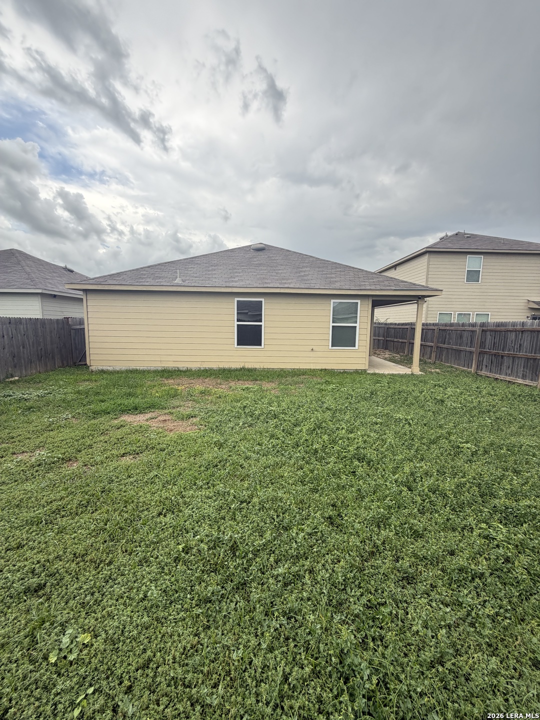 main property photo 29