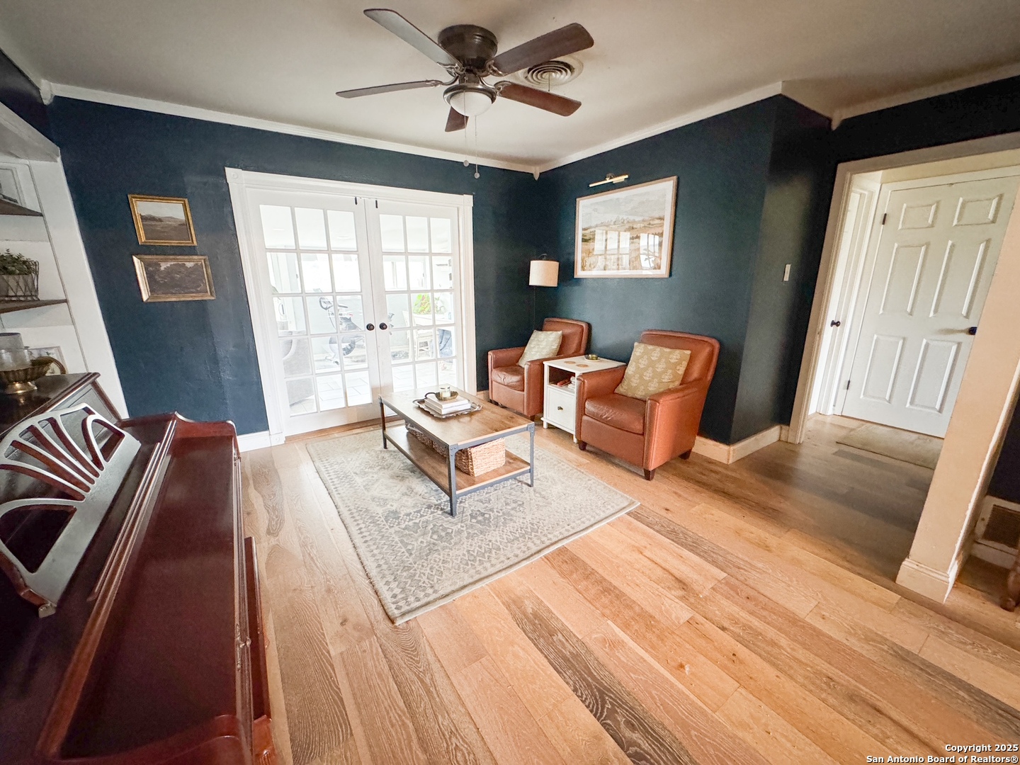 main property photo 17
