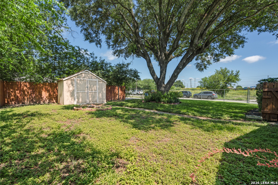 main property photo 24
