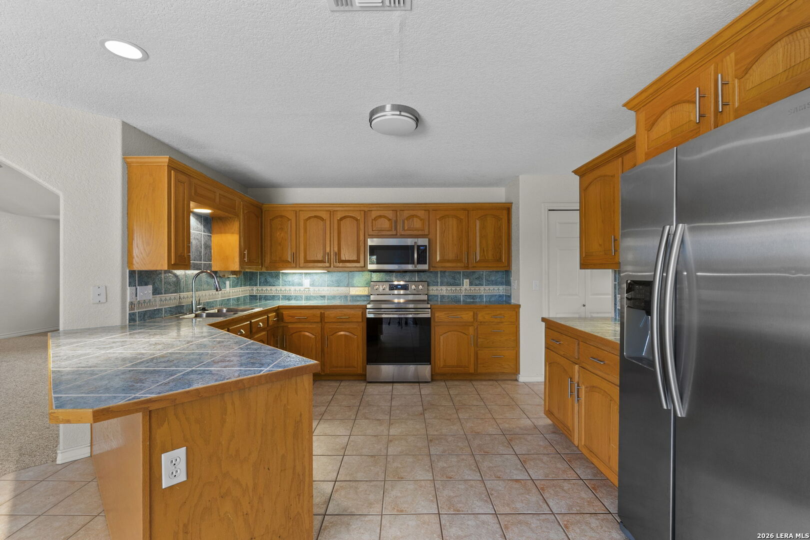 main property photo 13