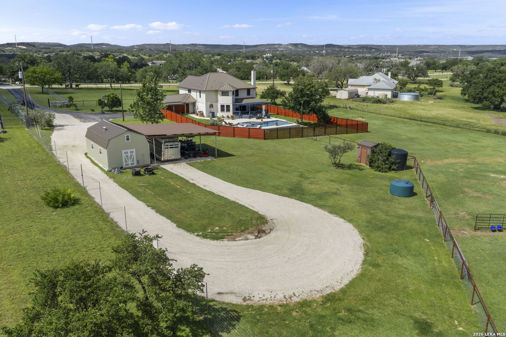 main property photo 29