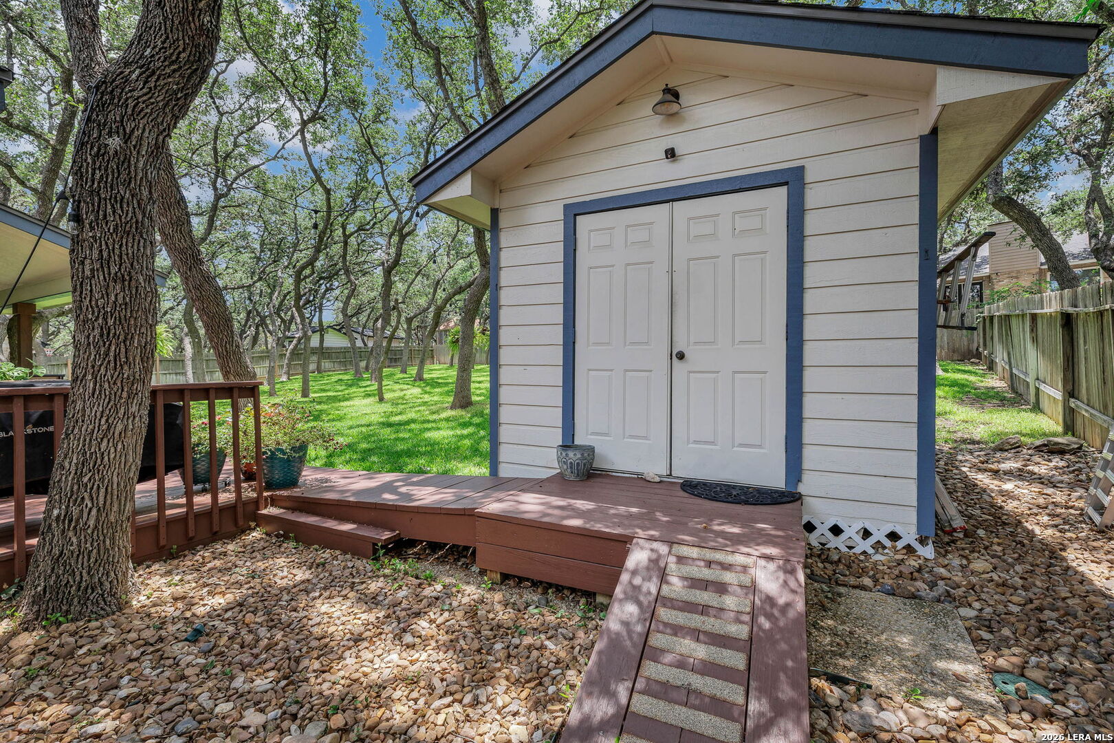 main property photo 50