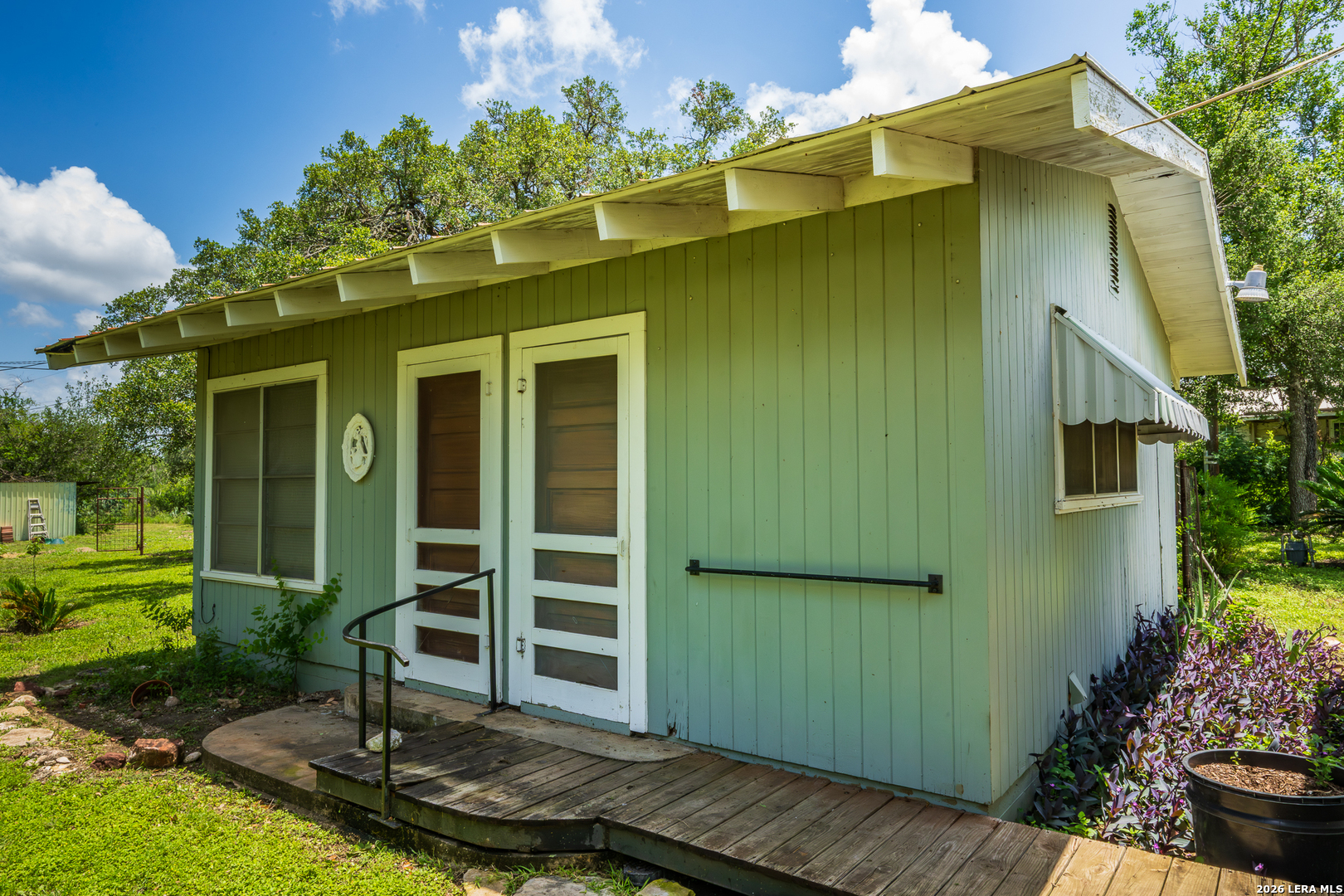 main property photo 24