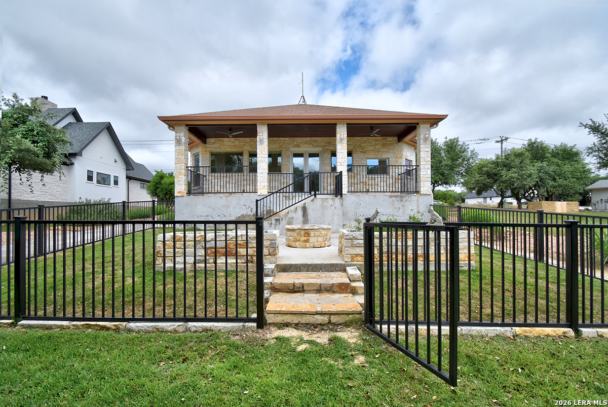 main property photo 30
