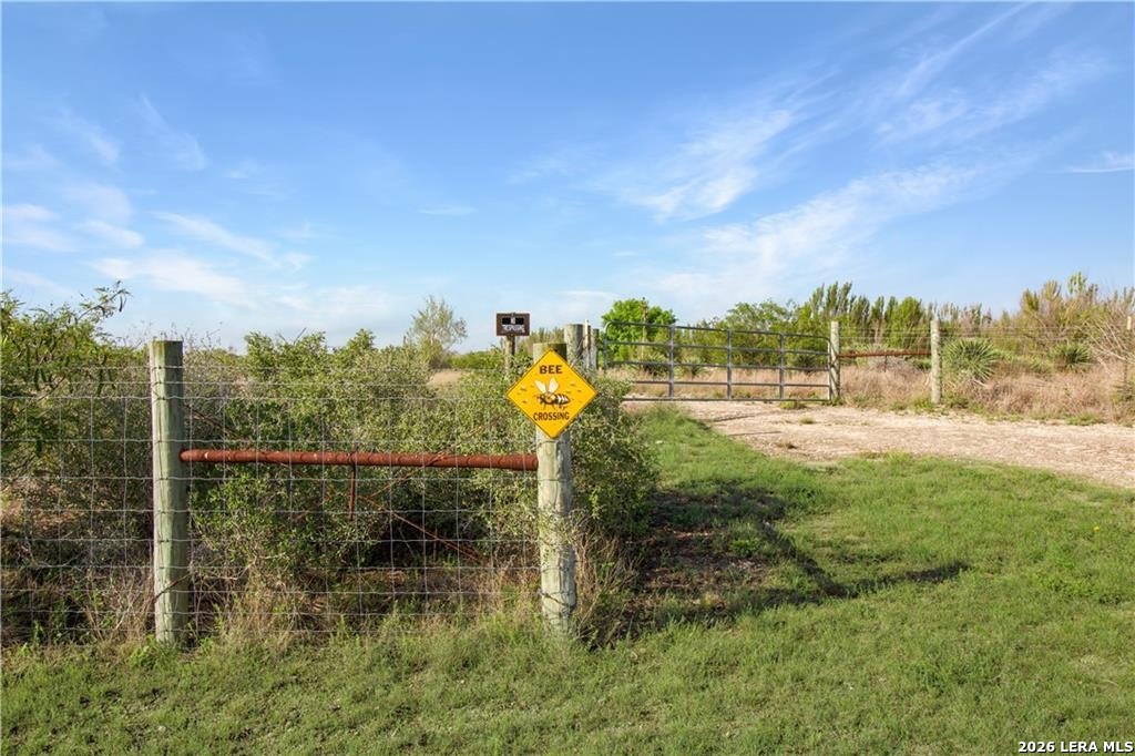 main property photo 13