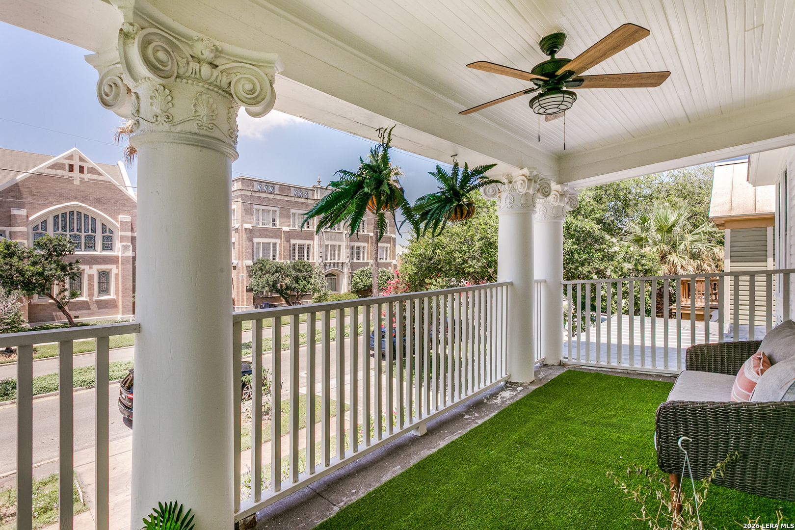 main property photo 27