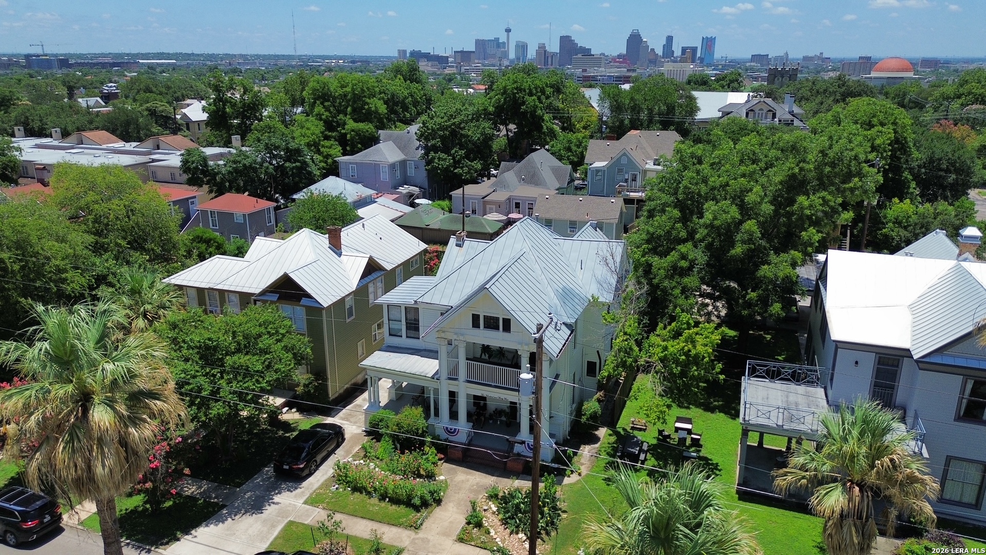 main property photo 37