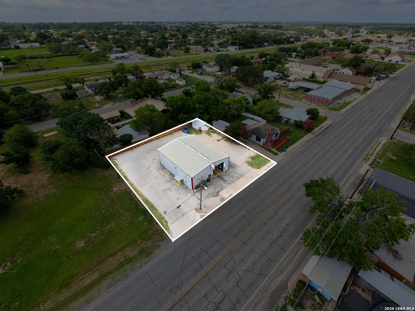 main property photo 20