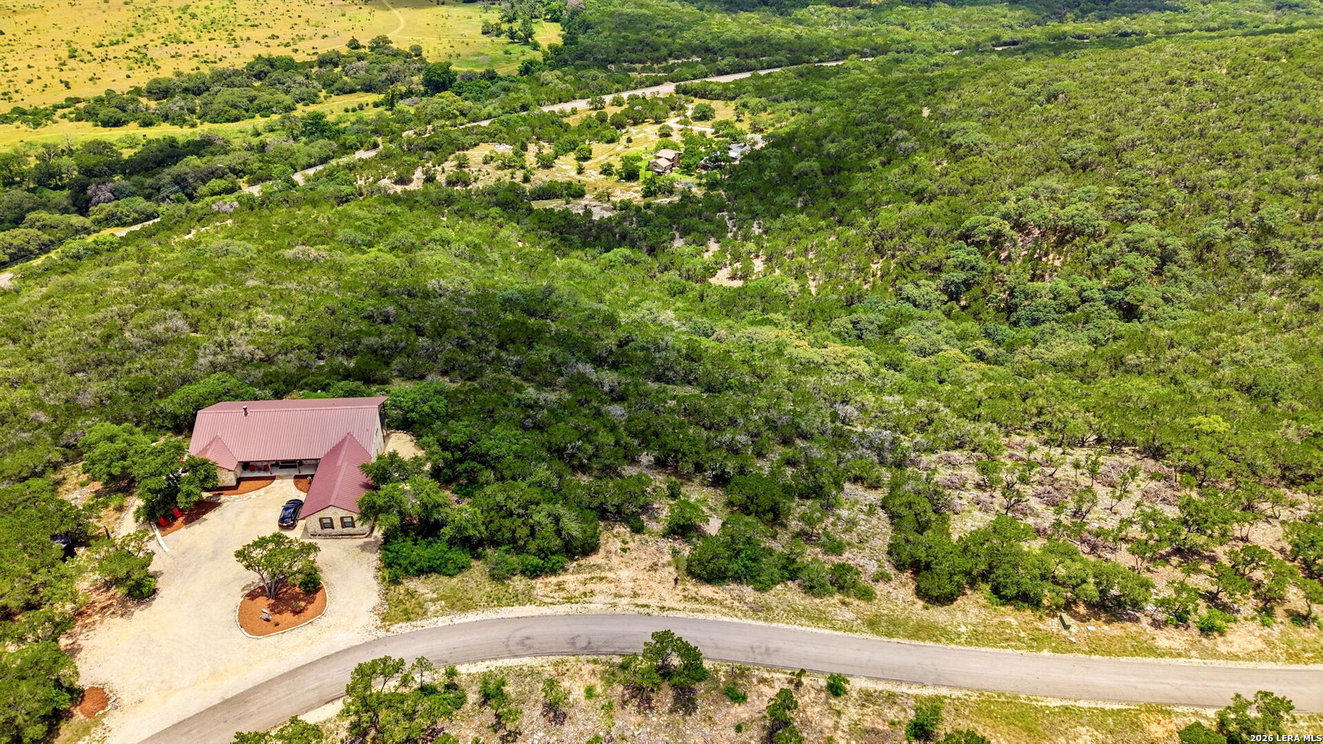 main property photo 6