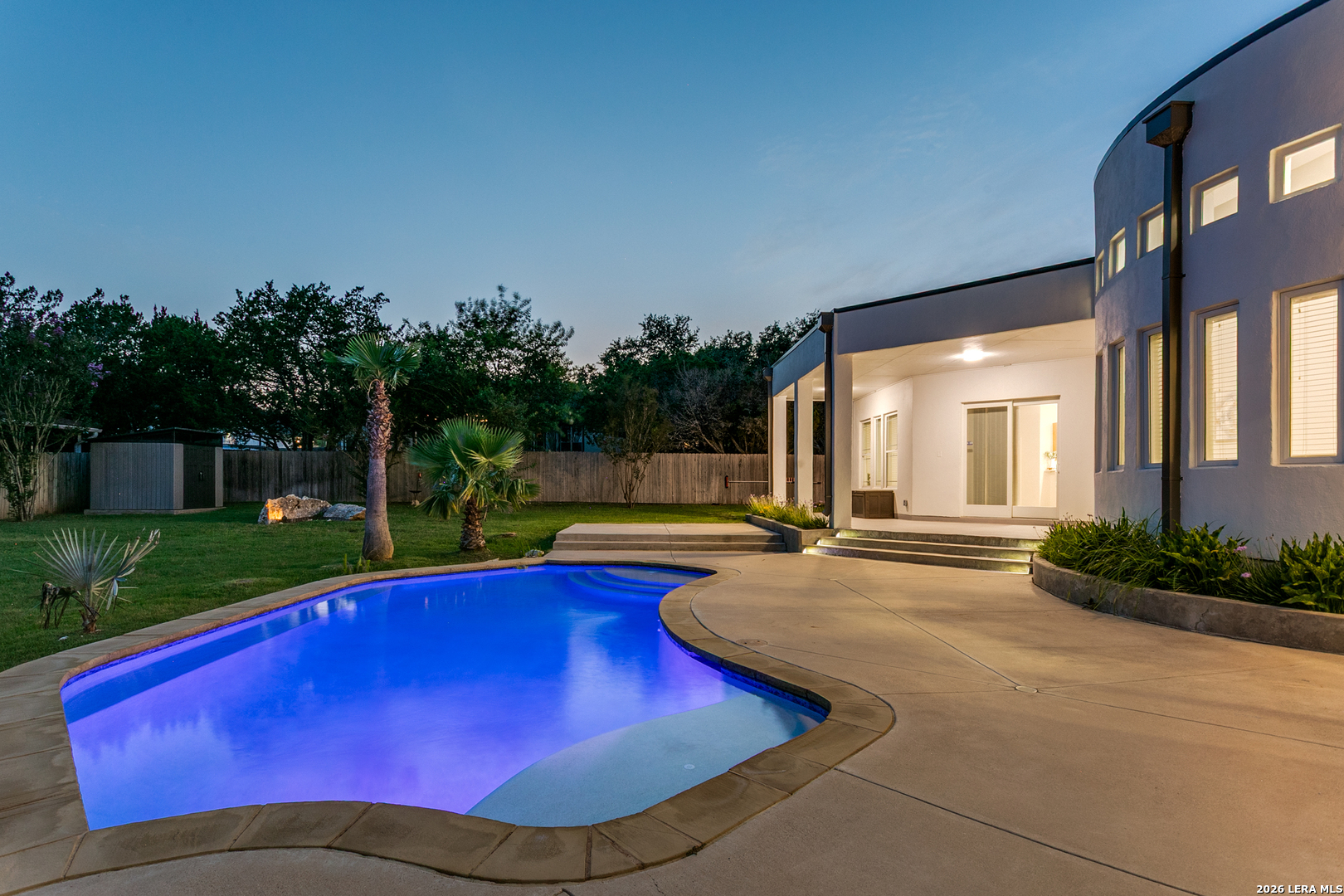 main property photo 27