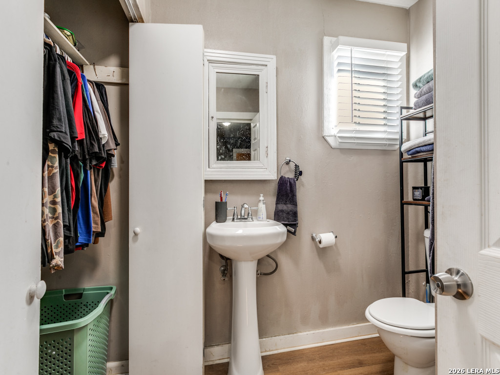 main property photo 18