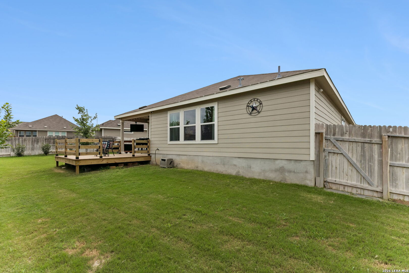 main property photo 48