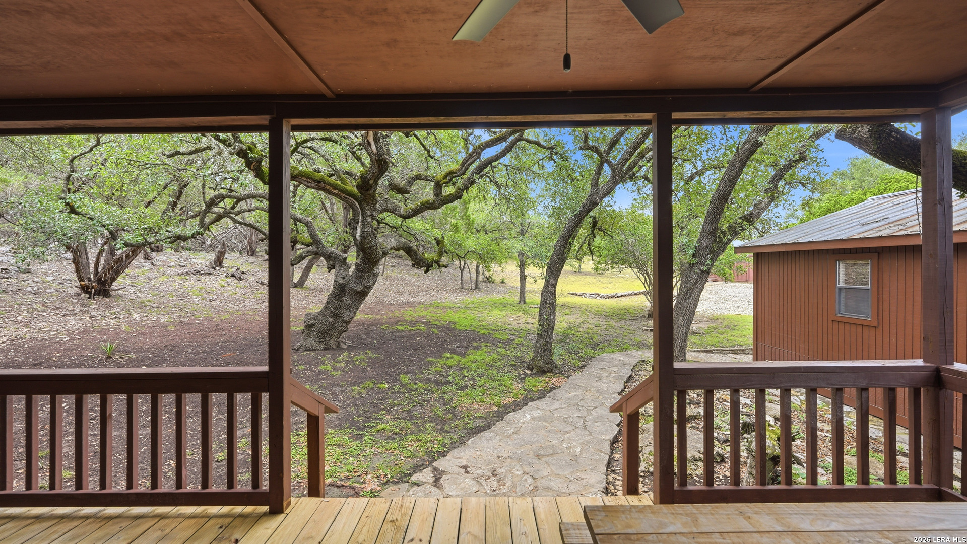 main property photo 29