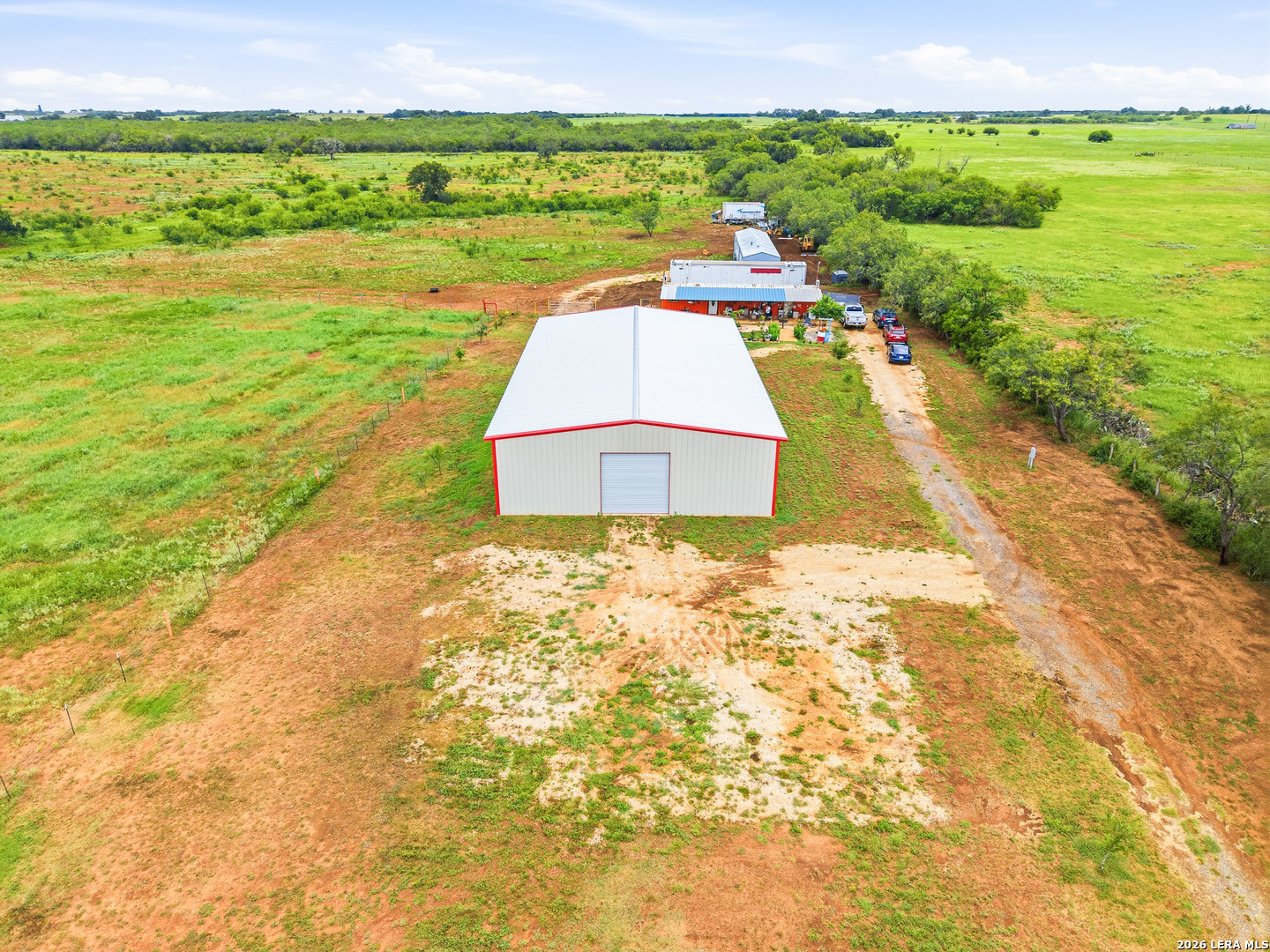 main property photo 7