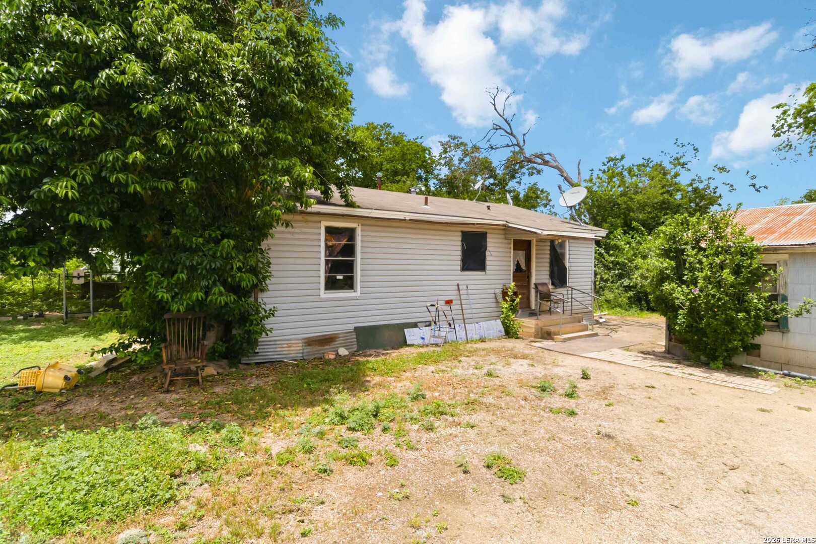 main property photo 4