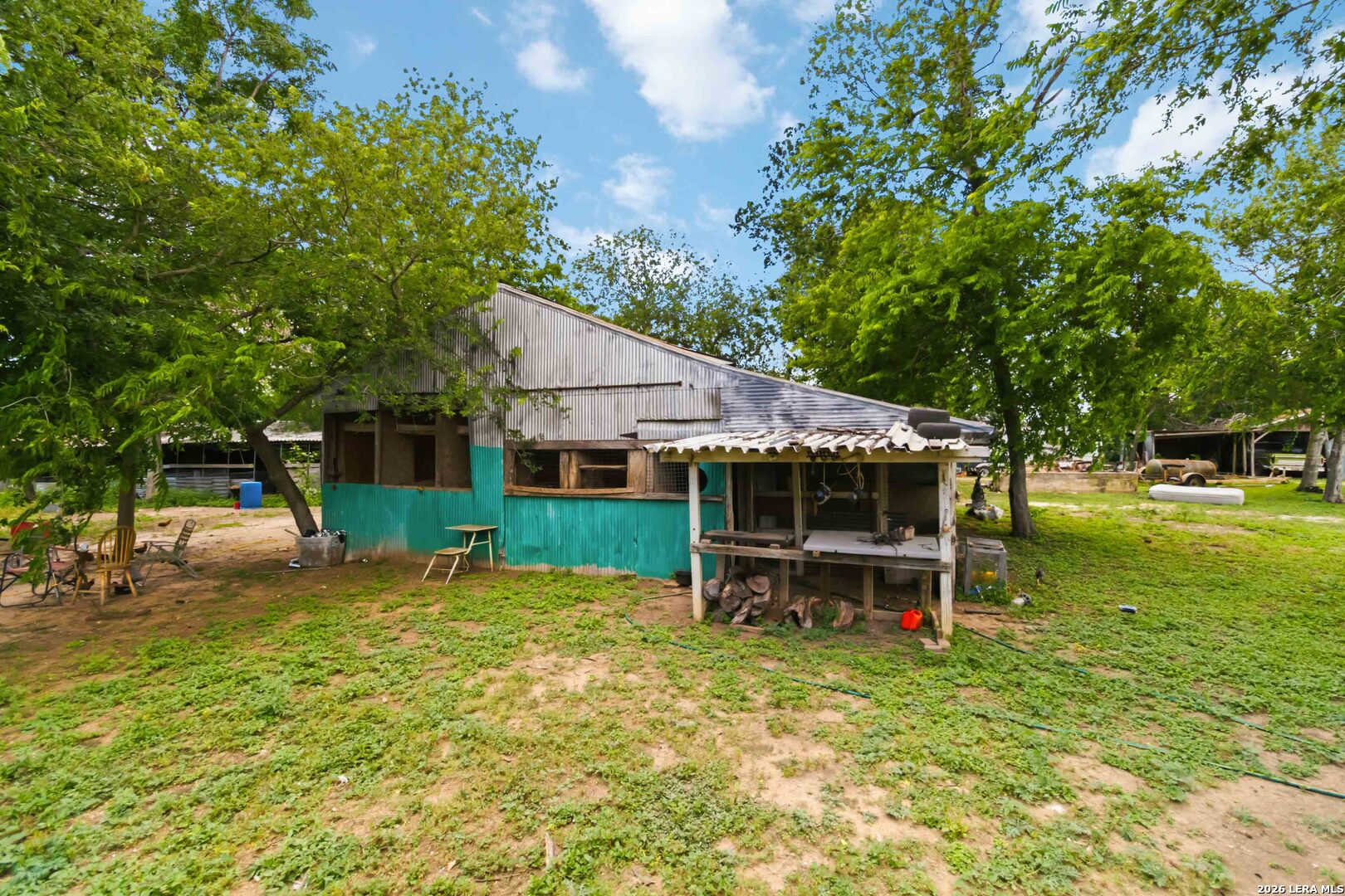 main property photo 5