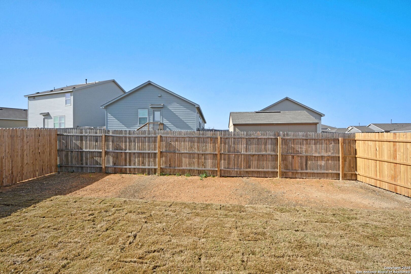 main property photo 26