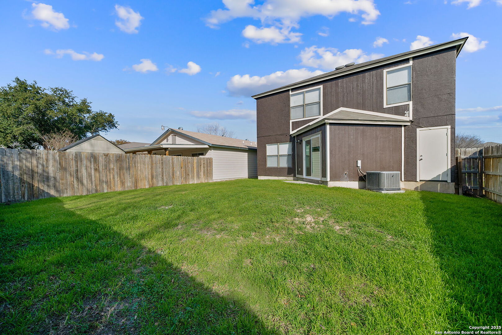 main property photo 35