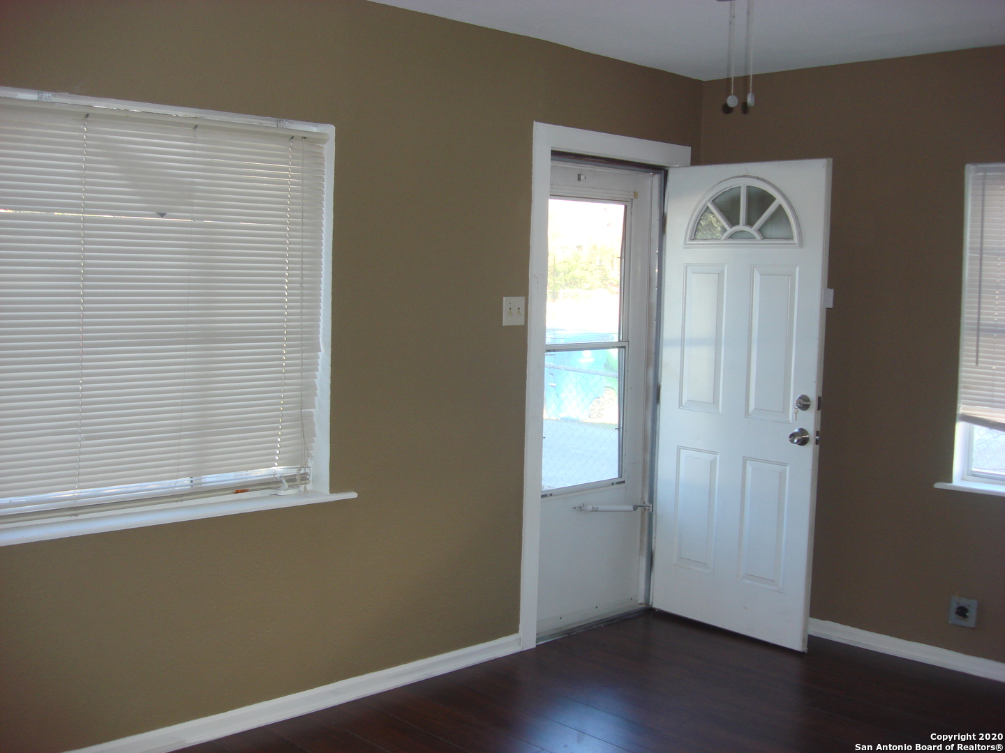 main property photo 14