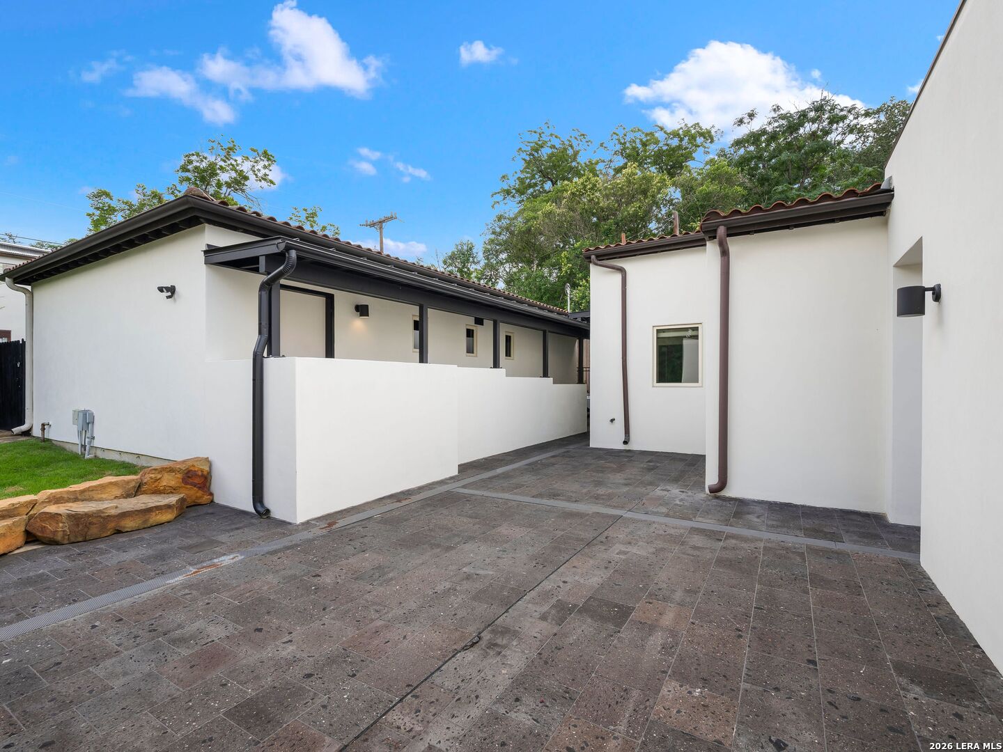 main property photo 57
