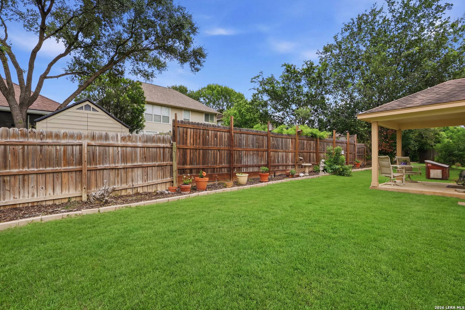 main property photo 16
