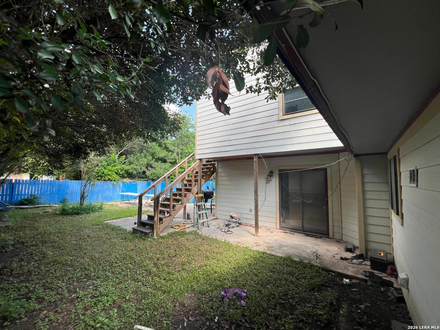 main property photo 6