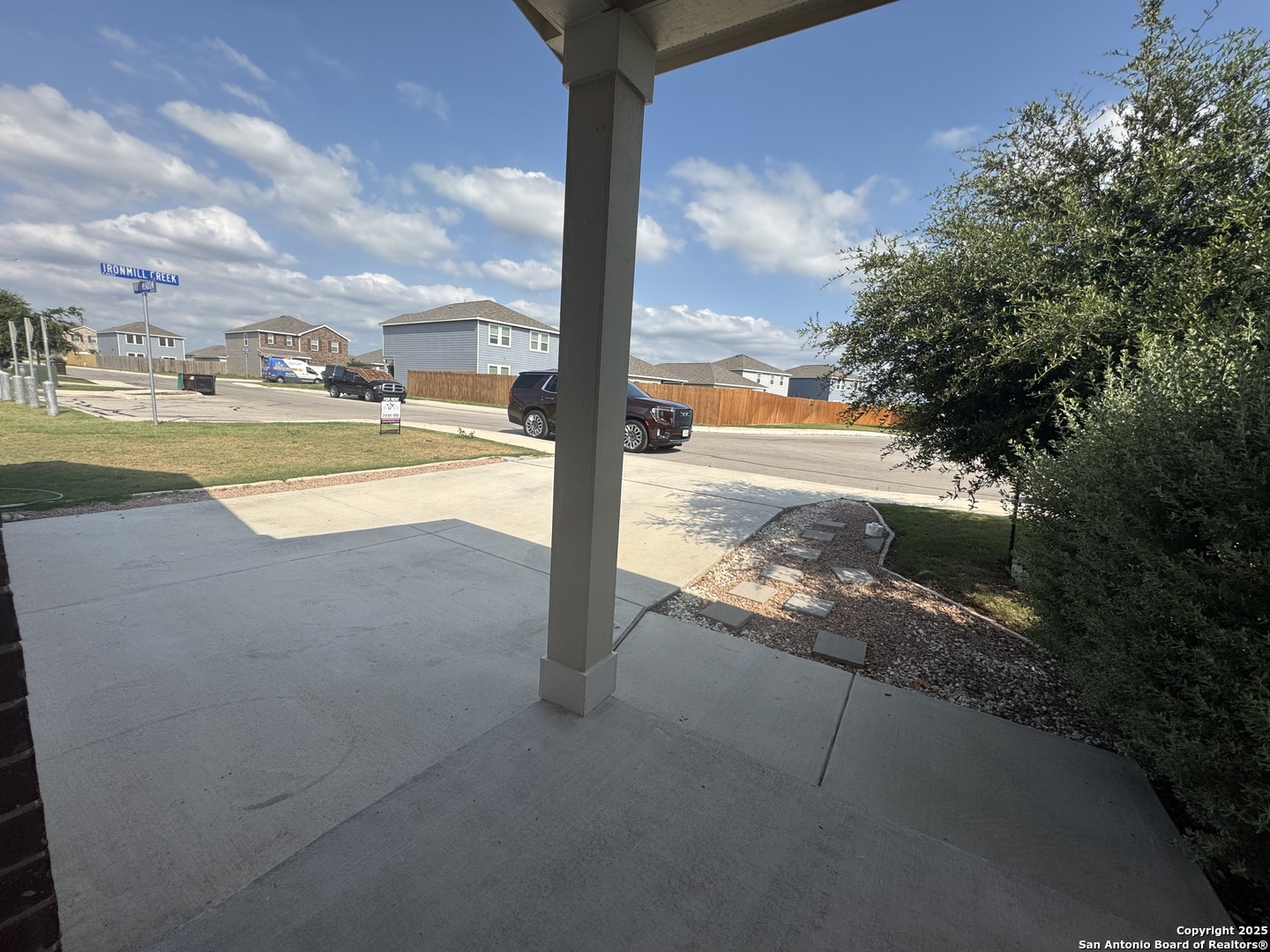 main property photo 50