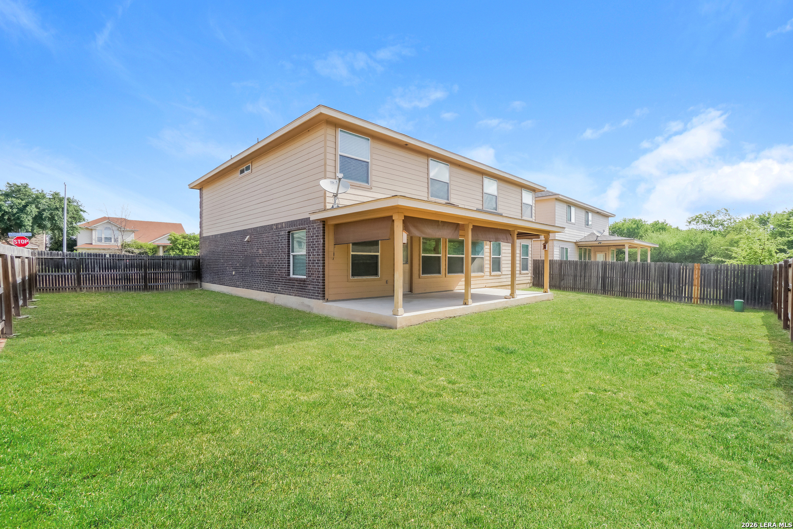 main property photo 14