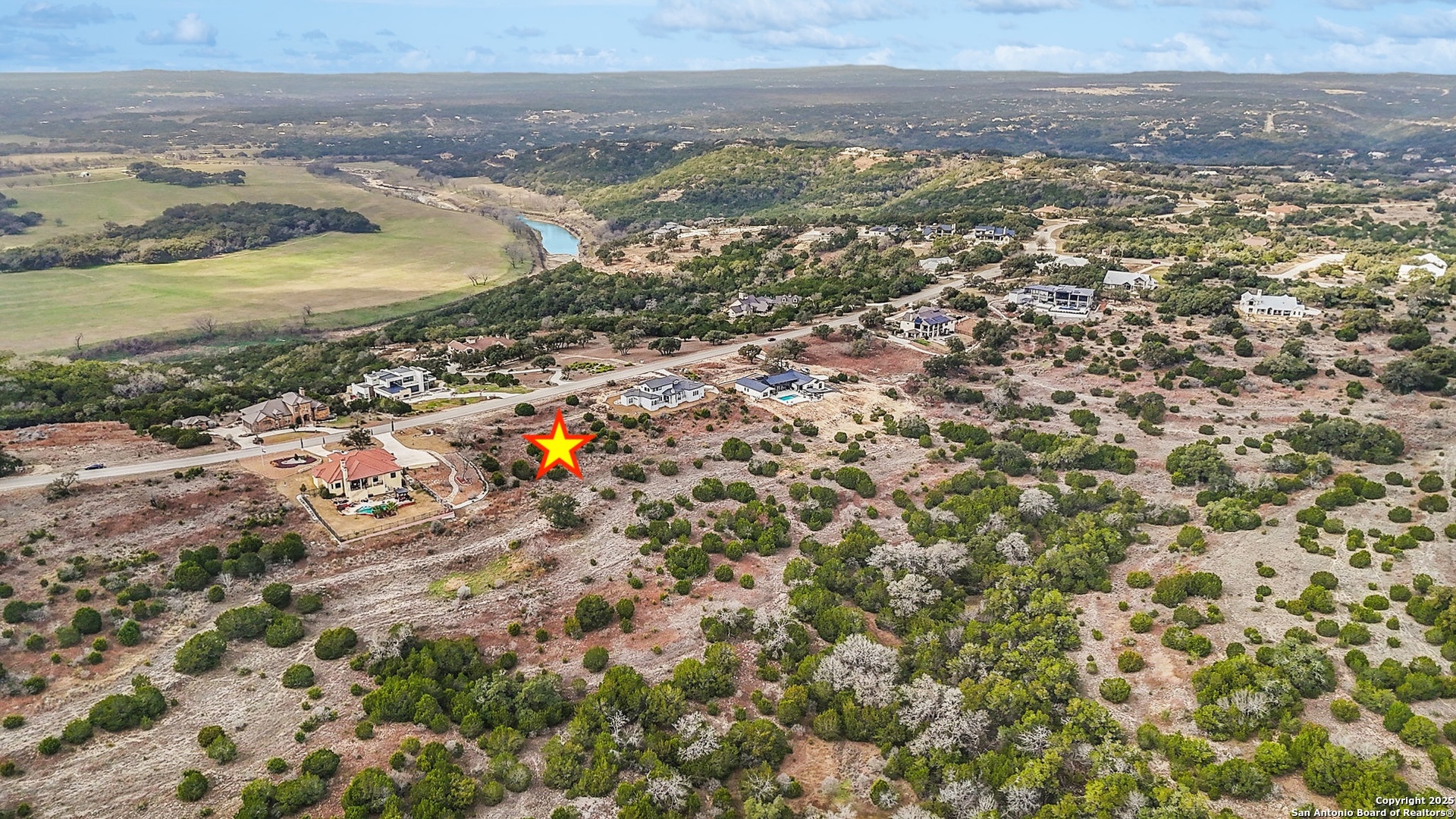 main property photo 4