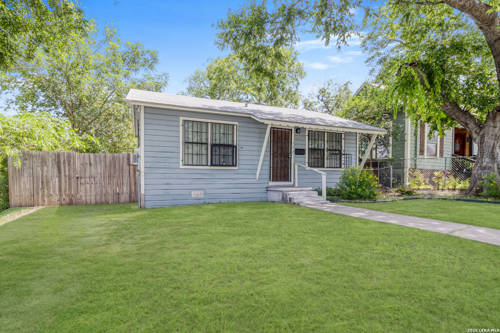 main property photo 2