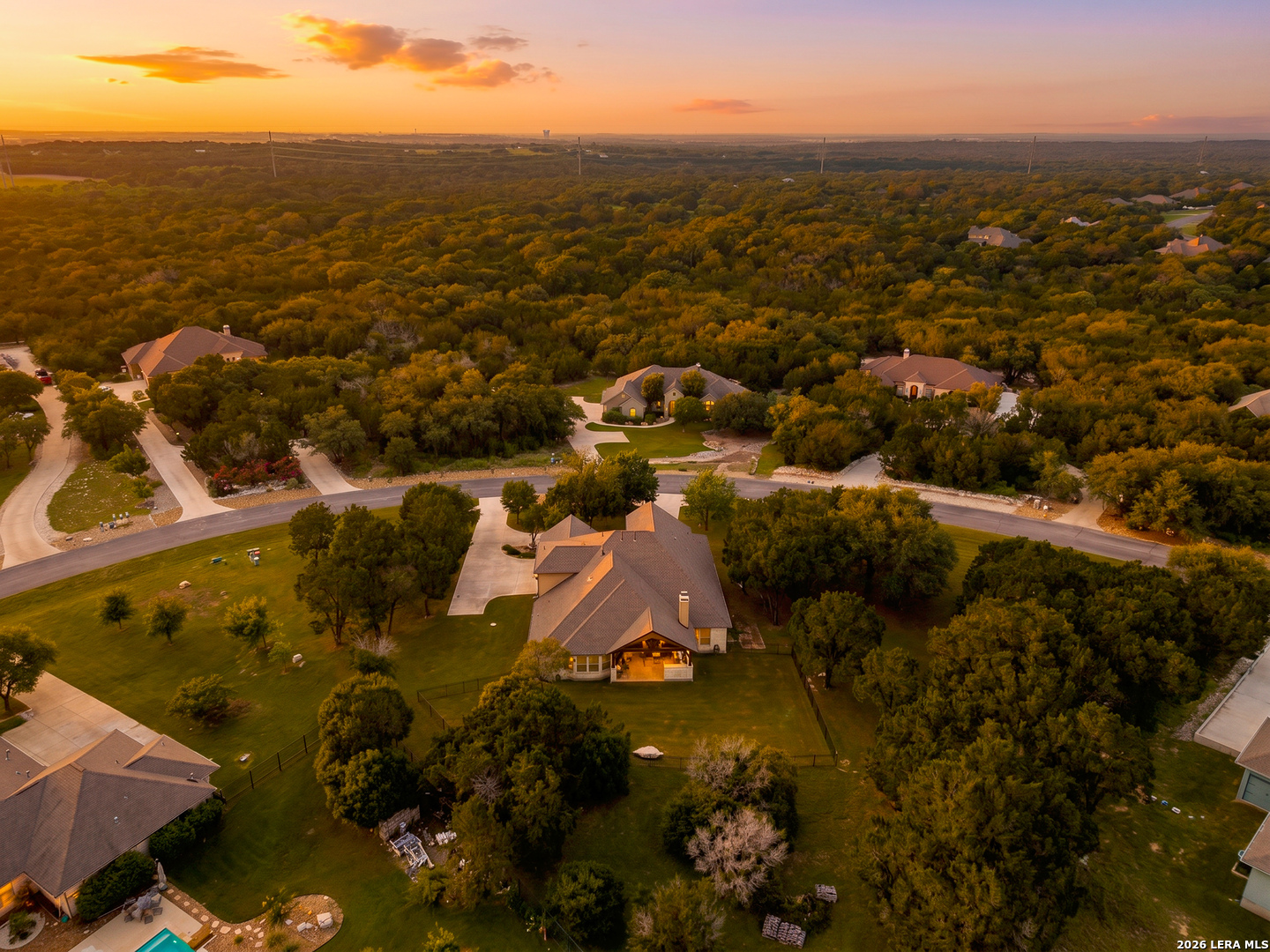 main property photo 41