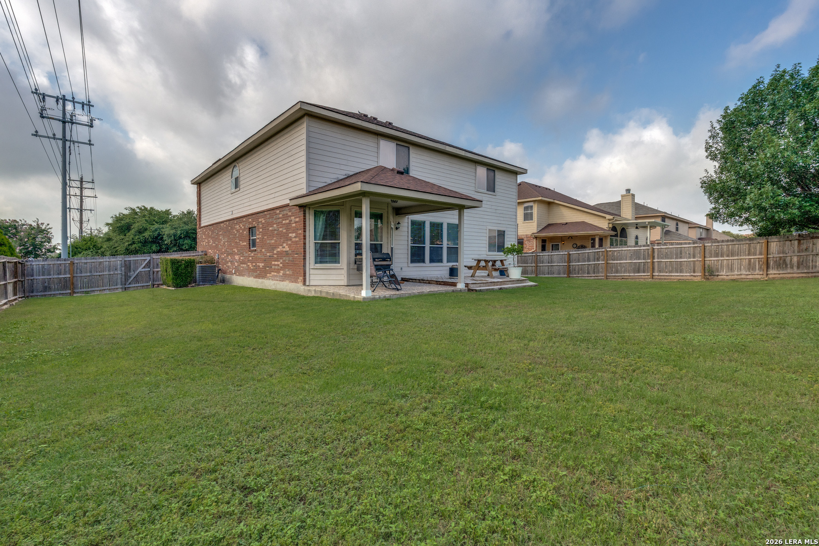 main property photo 27