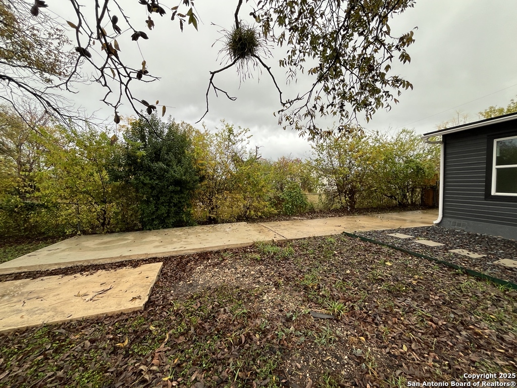 main property photo 32
