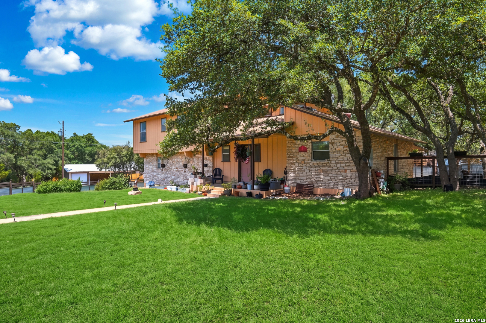main property photo 21