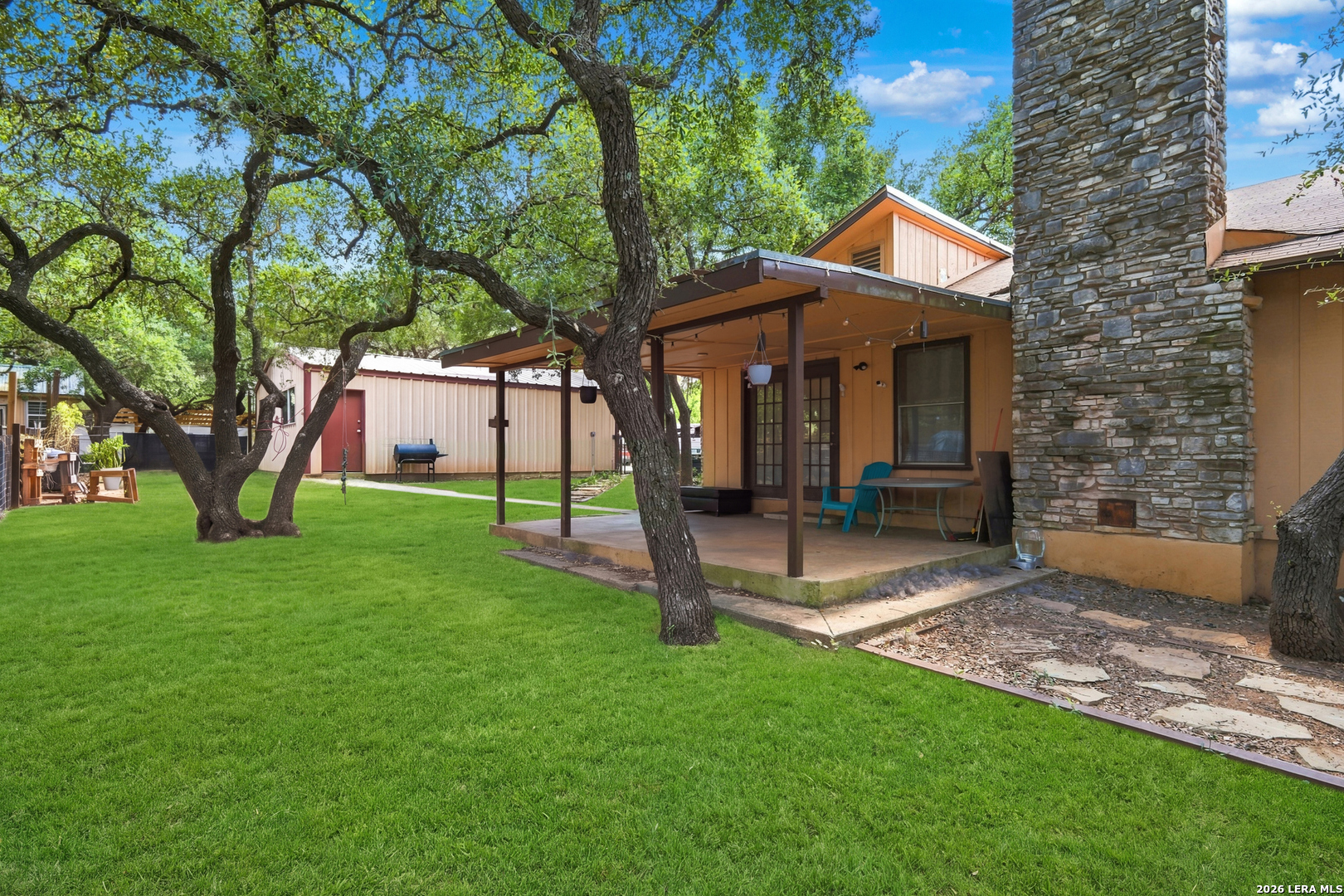 main property photo 27