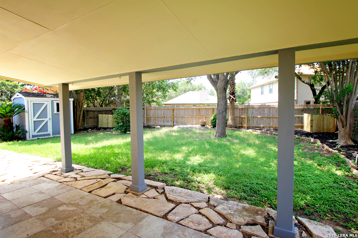 main property photo 30