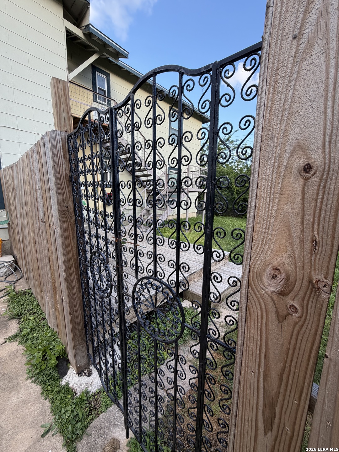 main property photo 14
