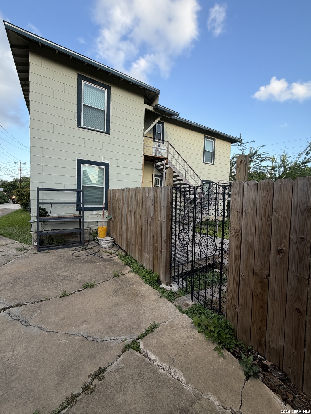 main property photo 15