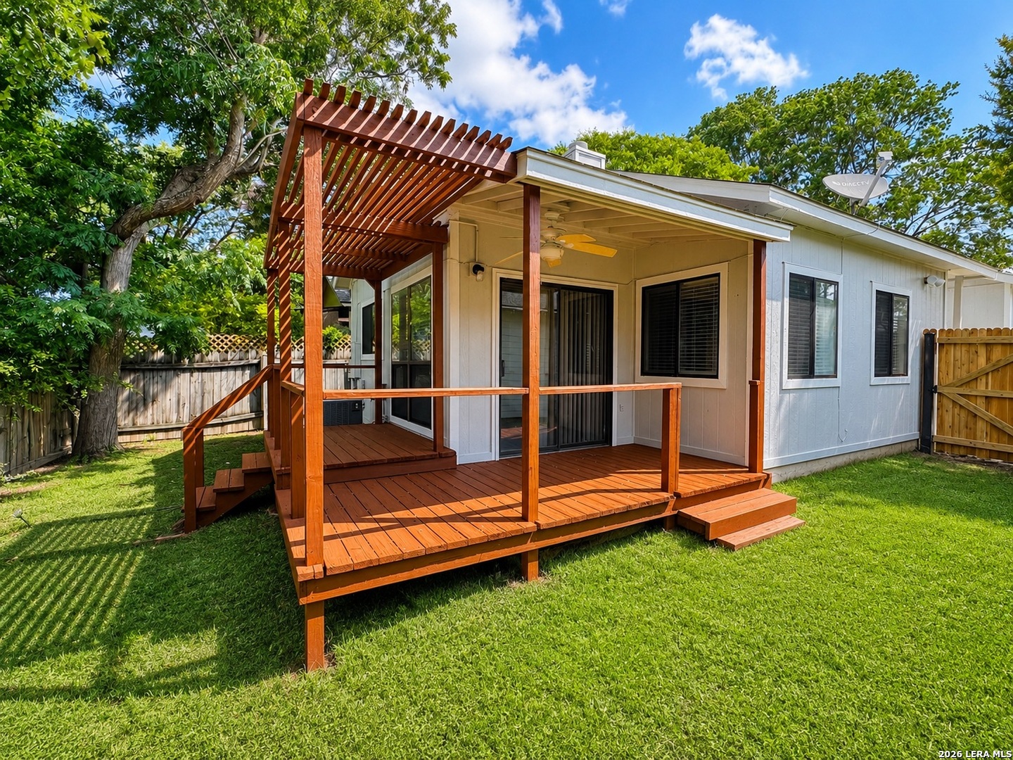main property photo 17