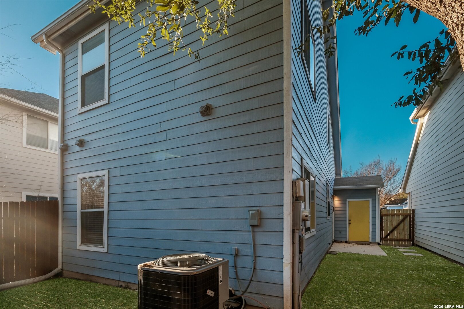 main property photo 25
