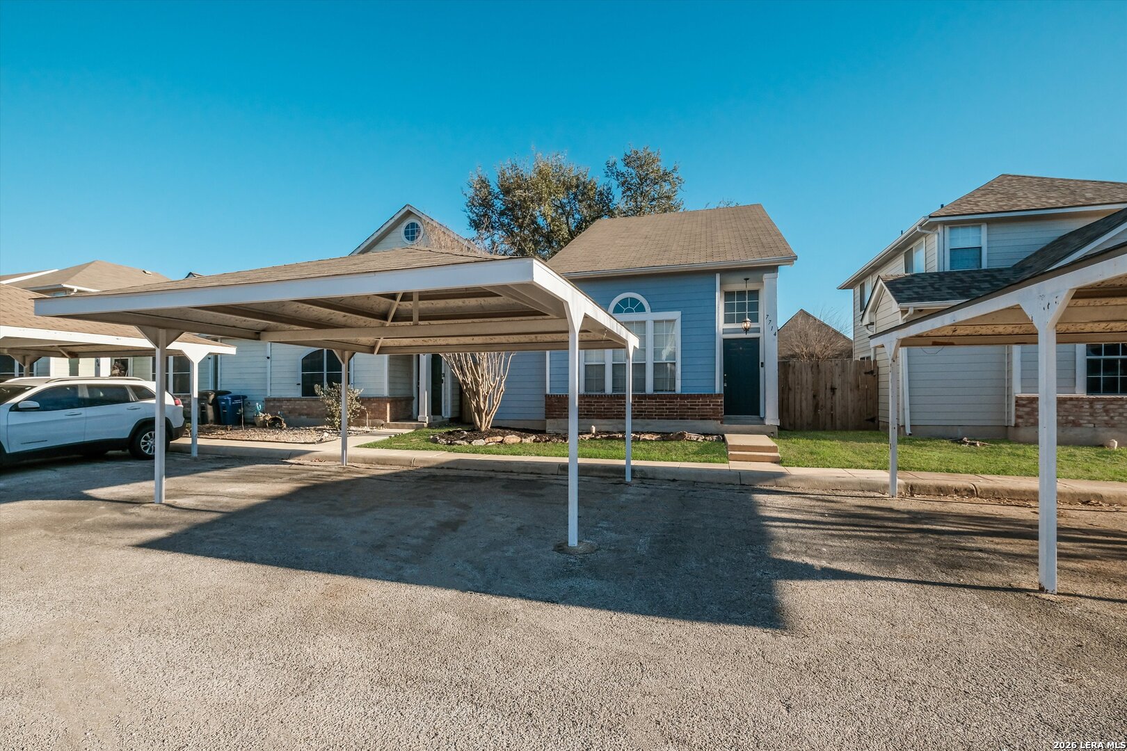 main property photo 27